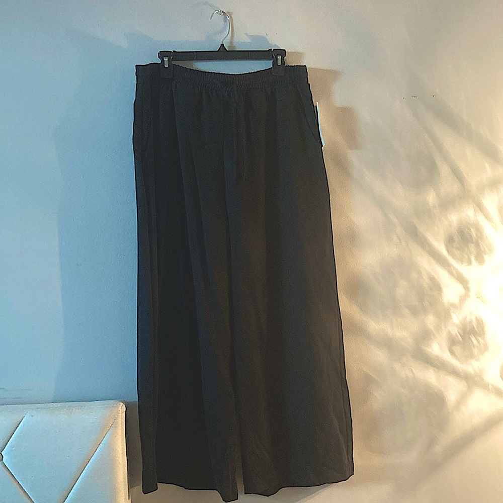 Karen Kane Desert Breeze Wide Leg Pant in Black